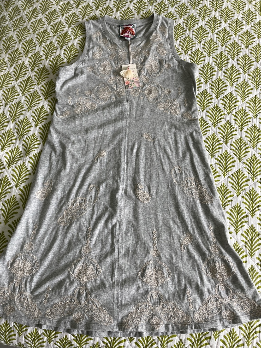 Johnny Was Chevron Mid knit dress Gray Sleeveless Embroidered 💯 percent Cotton
